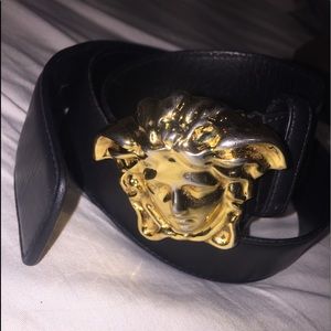 Men’s Versace belt